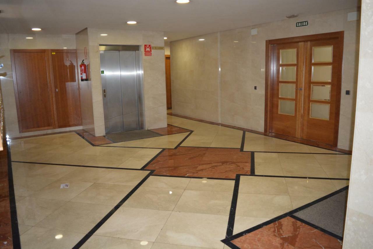 Apartamento Edificio Plaza Gran Via Salamanca Ngoại thất bức ảnh